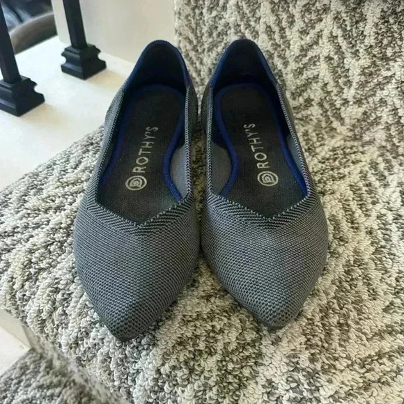 Rothy’s The Point shoe. Women’s size 8.5. Cloud Grey Birdeye. - Picture 1 of 9